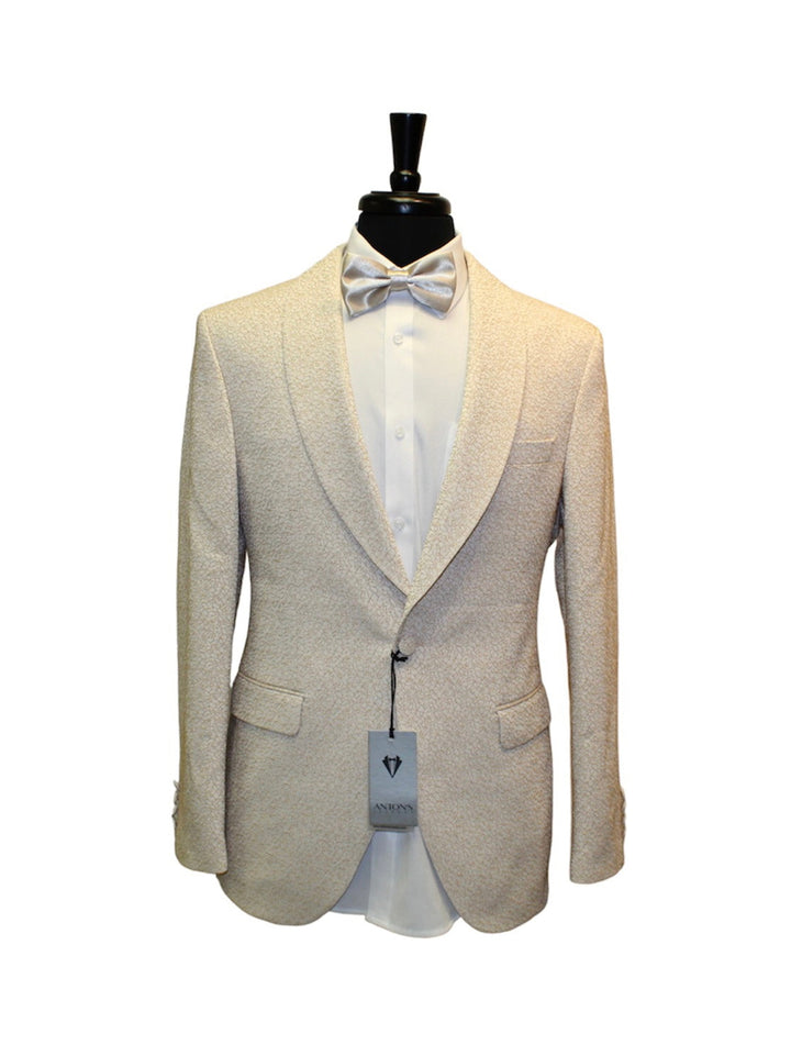 Elegant champagne tuxedo made of 65% Viscose and 35% Acetate, featuring a stylish bow-tie (sold separately) and matching pants.
