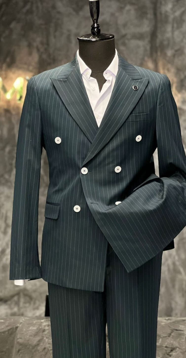 Black double breasted summer suits for wedding tuxedos, formal menswear, groom attire, classic tuxedo styles, high-quality menswear.