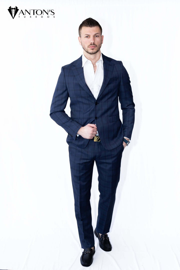 Anton’s summer collection suit made from 100% Italian wool, ideal for wedding tuxedos, formal menswear, groom attire, and classic tuxedo styles